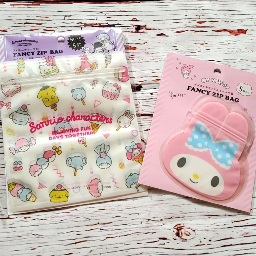 🆕️ SANRIO ZIP BAG BUNDLE 💕